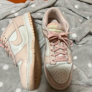 Nike dunk low orange pearl